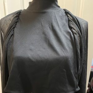 Cropped top